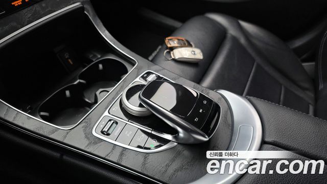Mercedes-Benz C-Class C220 d 4MATIC AMG Line