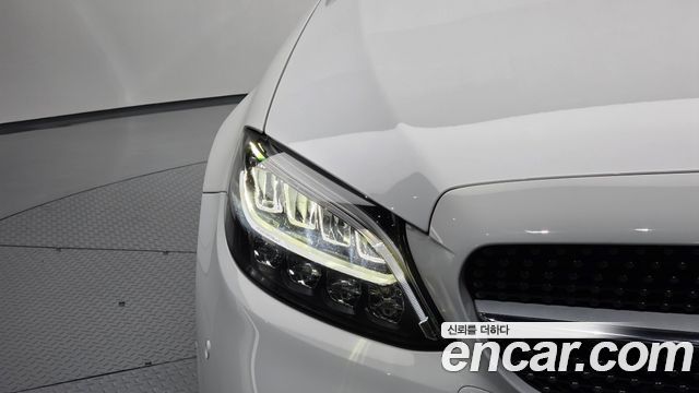 Mercedes-Benz C-Class C220 d 4MATIC AMG Line