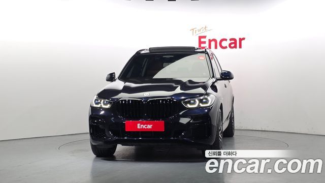 BMW X5 M50i