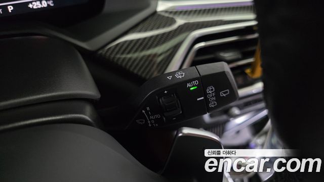 BMW X5 M50i