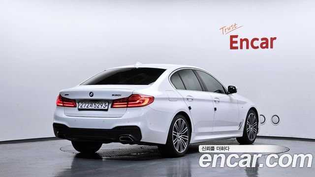 BMW 5-Series 530i M Sport Package Plus