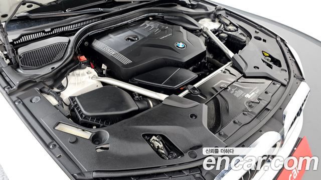 BMW 5-Series 530i M Sport Package Plus