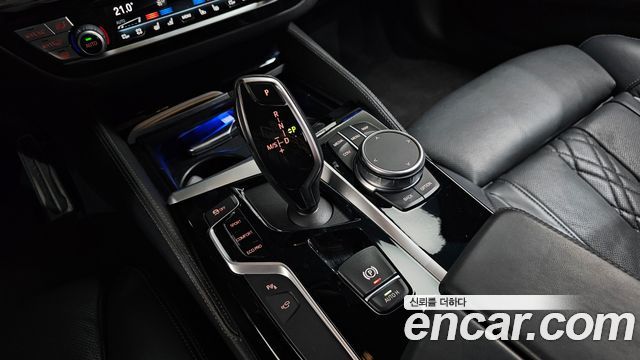 BMW 5-Series 530i M Sport Package Plus