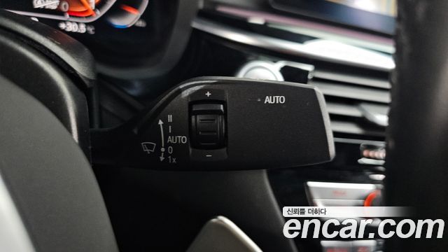 BMW 5-Series 530i M Sport Package Plus