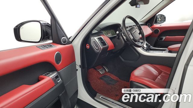 Land Rover Range Rover Sport 3.0 SDV6 HSE Dynamic