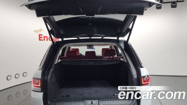 Land Rover Range Rover Sport 3.0 SDV6 HSE Dynamic