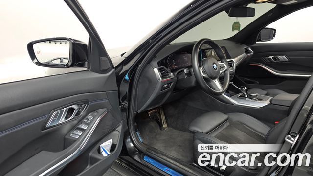 BMW 3-Series 320i M Sport