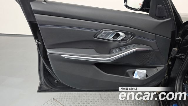 BMW 3-Series 320i M Sport