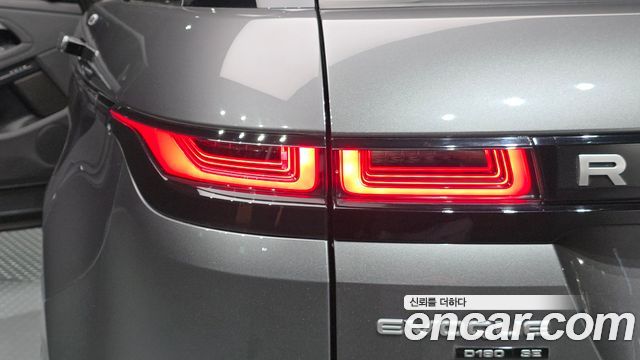 Land Rover Range Rover Evoque D180 SE