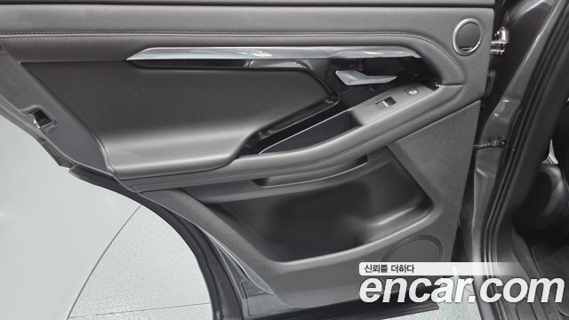 Land Rover Range Rover Evoque D180 SE