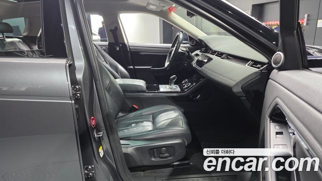 Land Rover Range Rover Evoque D180 SE
