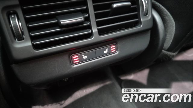 Land Rover Range Rover Evoque D180 SE