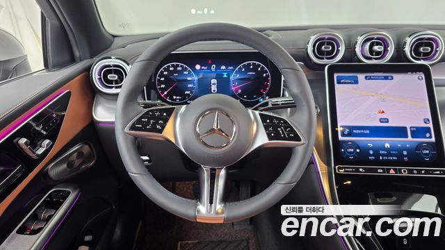 Mercedes-Benz GLC-Class GLC300 4MATIC Avnatgarde Coupe