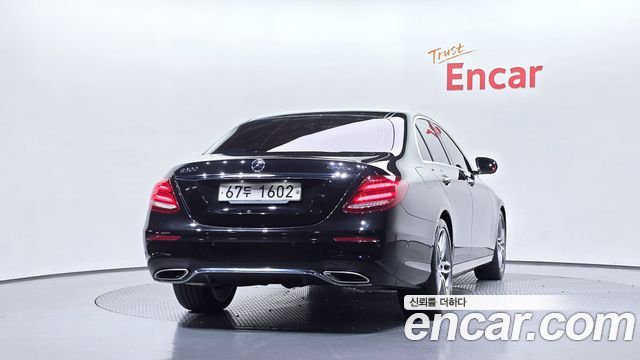 Mercedes-Benz E-Class E300 AMG Line