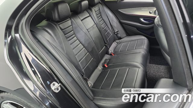 Mercedes-Benz E-Class E300 AMG Line