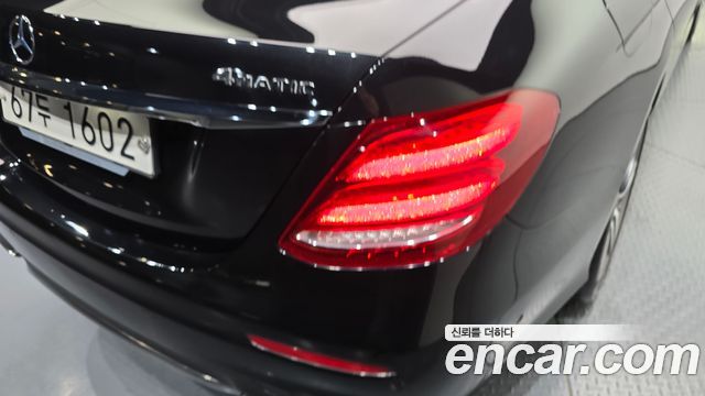 Mercedes-Benz E-Class E300 AMG Line