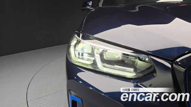 BMW iX3 M Sports