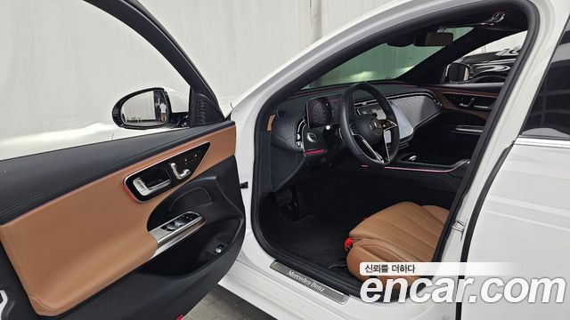 Mercedes-Benz E-Class E200 Avantgarde