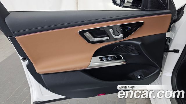 Mercedes-Benz E-Class E200 Avantgarde