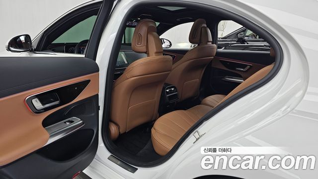 Mercedes-Benz E-Class E200 Avantgarde