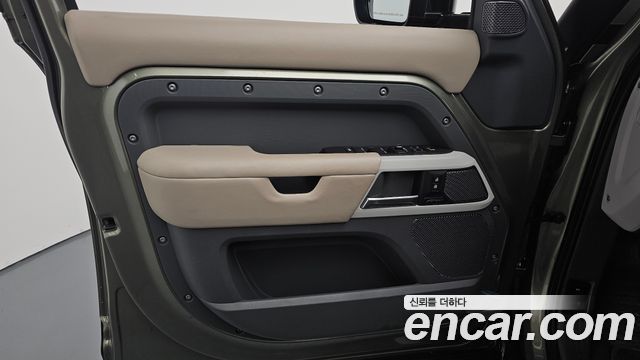 Land Rover Defender 110 D300 HSE