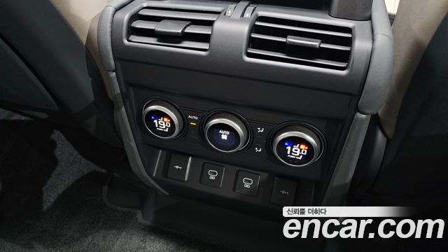 Land Rover Defender 110 D300 HSE