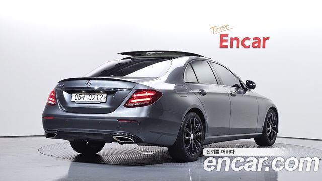 Mercedes-Benz E-Class E300 Avantgarde