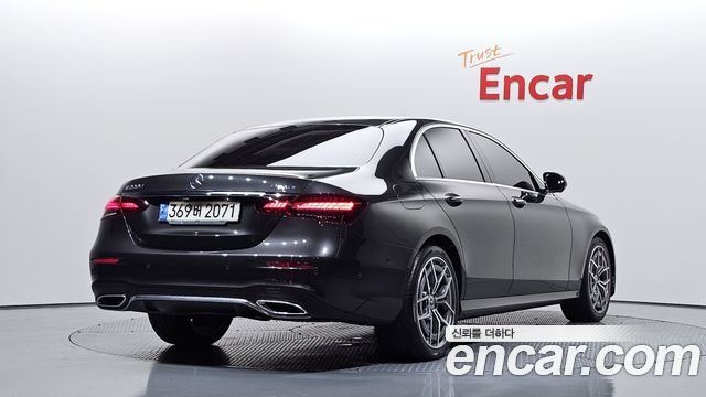 Mercedes-Benz E-Class E220d 4MATIC AMG Line