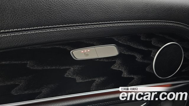 Mercedes-Benz E-Class E220d 4MATIC AMG Line