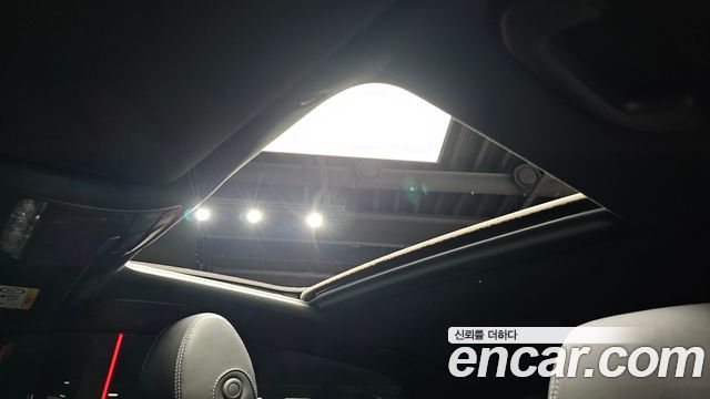 Mercedes-Benz E-Class E220d 4MATIC AMG Line