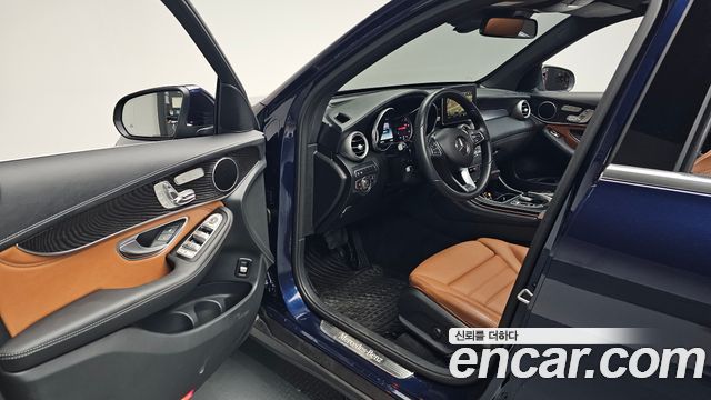 Mercedes-Benz GLC-Class GLC220 d 4MATIC