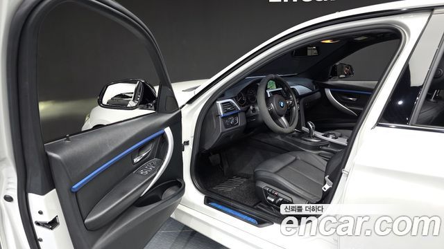 BMW 3-Series 320i M Sport