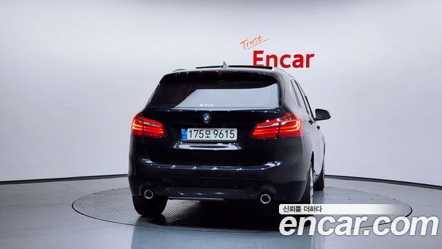 BMW 2-Series Joy