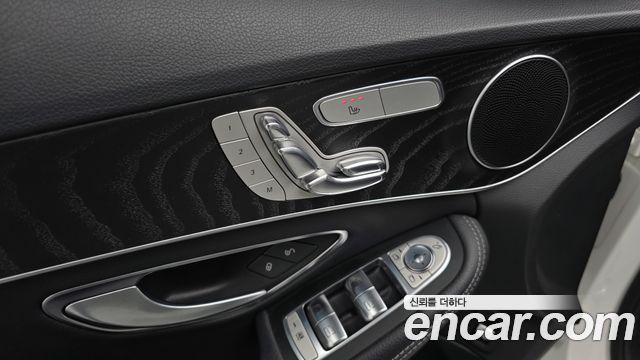 Mercedes-Benz C-Class C200 AMG Line
