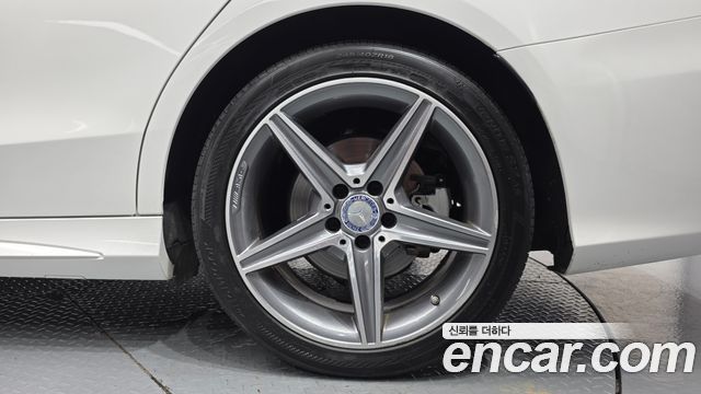 Mercedes-Benz C-Class C200 AMG Line