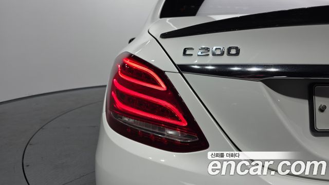Mercedes-Benz C-Class C200 AMG Line