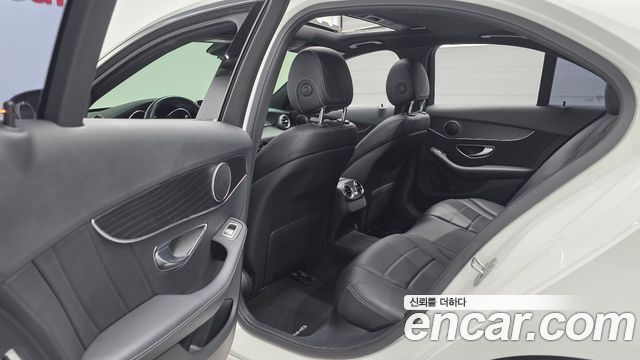 Mercedes-Benz C-Class C200 AMG Line
