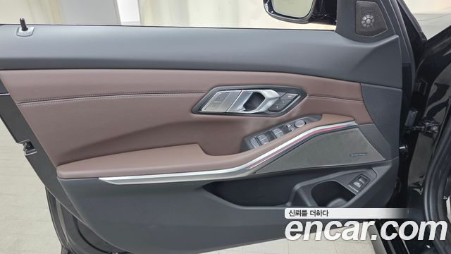 BMW 3-Series M340i xDrive Touring Pro