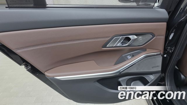 BMW 3-Series M340i xDrive Touring Pro