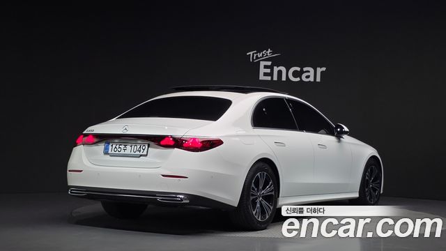 Mercedes-Benz E-Class E200 Avantgarde