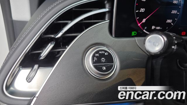 Mercedes-Benz E-Class E200 Avantgarde