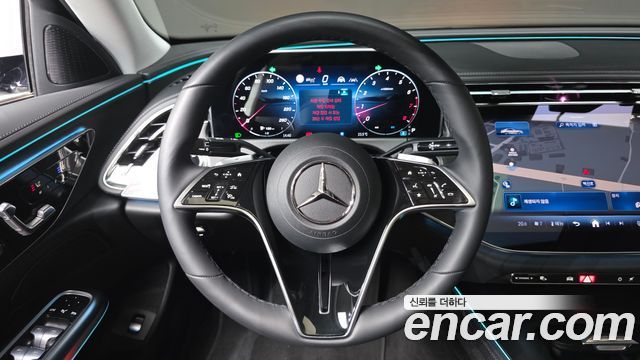 Mercedes-Benz E-Class E200 Avantgarde