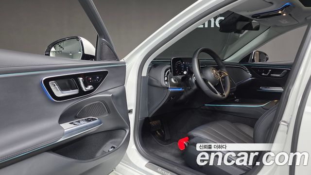Mercedes-Benz E-Class E200 Avantgarde