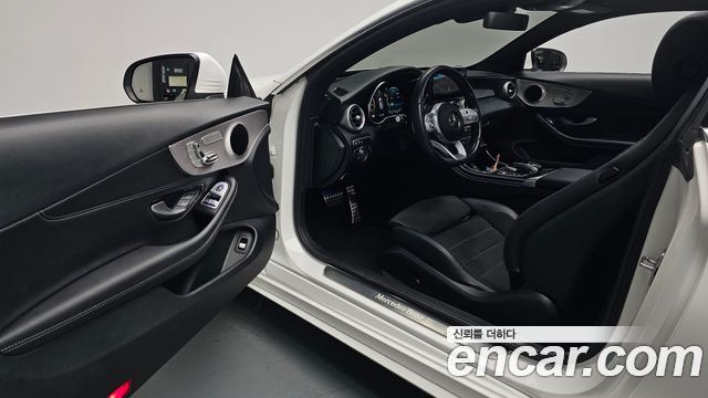Mercedes-Benz C-Class C200 Coupe