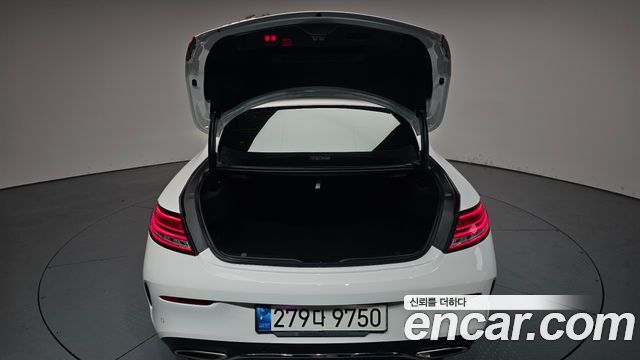 Mercedes-Benz C-Class C200 Coupe