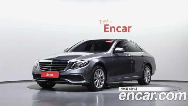 Mercedes-Benz E-Class E300 Exclusive