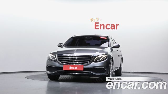 Mercedes-Benz E-Class E300 Exclusive