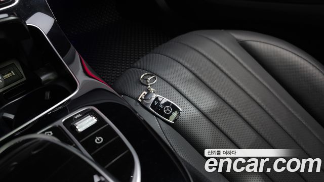 Mercedes-Benz E-Class E300 Exclusive