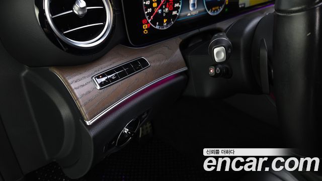 Mercedes-Benz E-Class E300 Exclusive