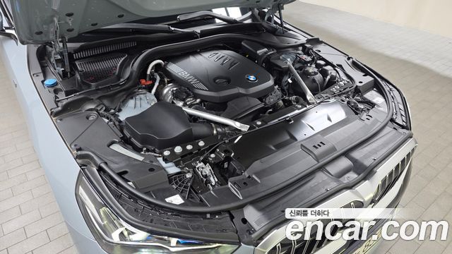 BMW 5-Series 523d M Sport